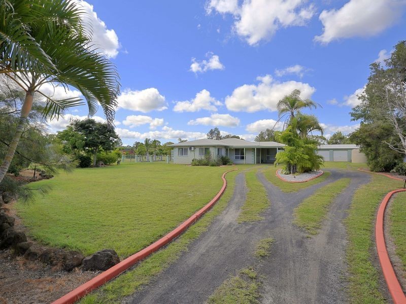 14 Polo Place, Branyan QLD 4670