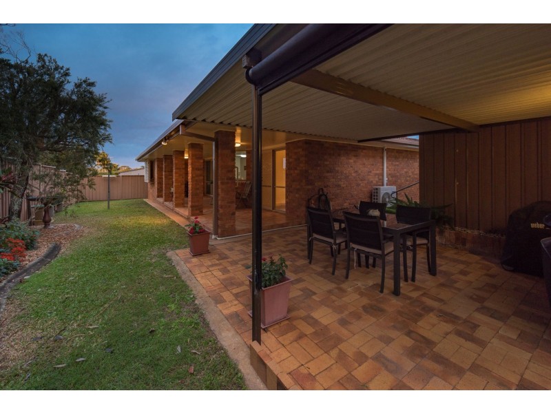 5 St Lucia Crescent, Avoca QLD 4670
