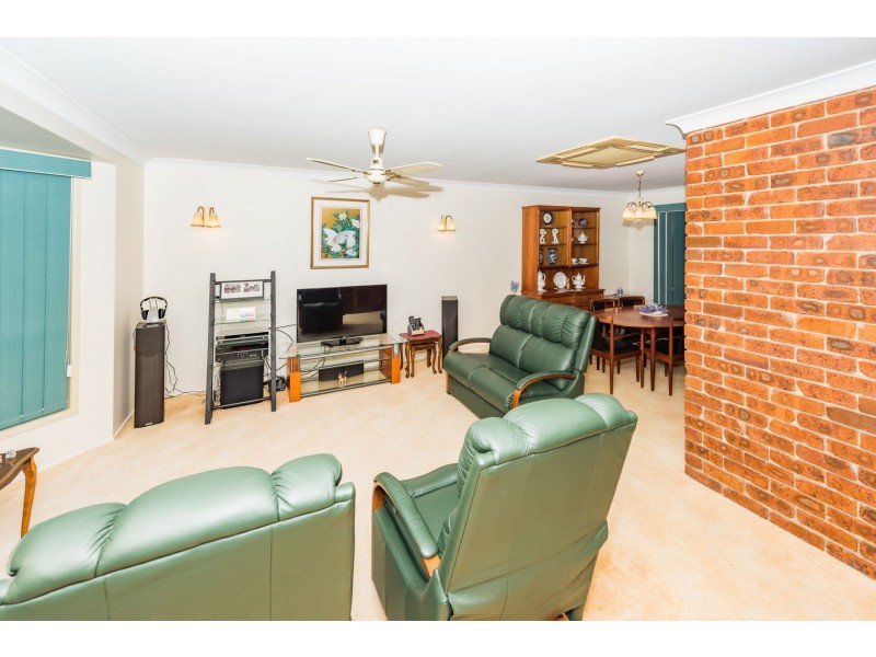 5 St Lucia Crescent, Avoca QLD 4670