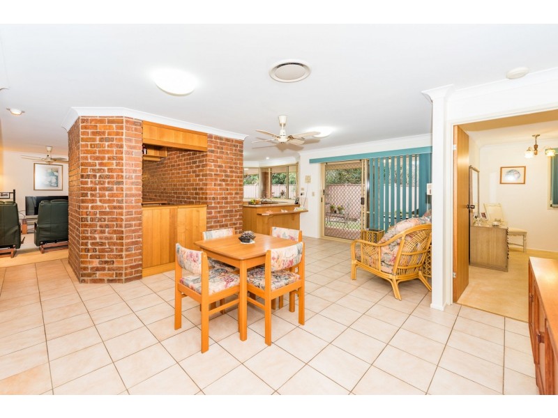 5 St Lucia Crescent, Avoca QLD 4670