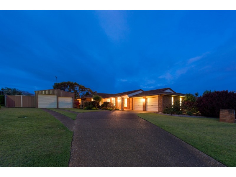 5 St Lucia Crescent, Avoca QLD 4670