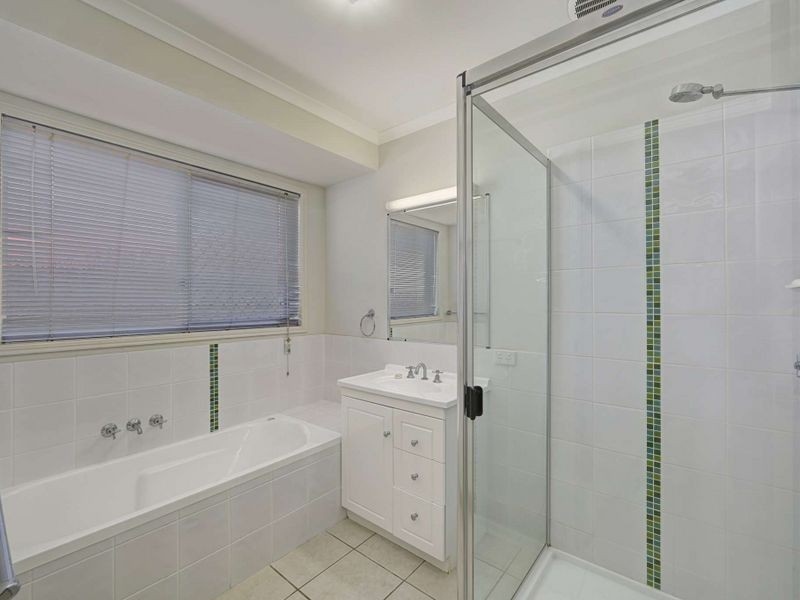 100 McCarthy Road, Avenell Heights QLD 4670