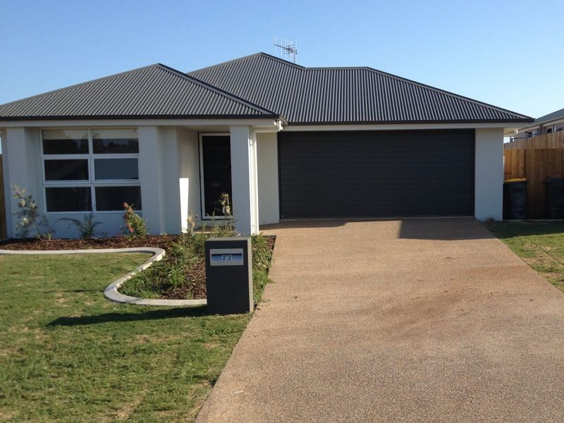 22 Hintz Street, Branyan QLD 4670