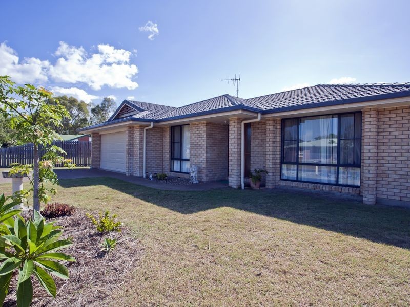 2 Alexander Drive, Moore Park Beach QLD 4670