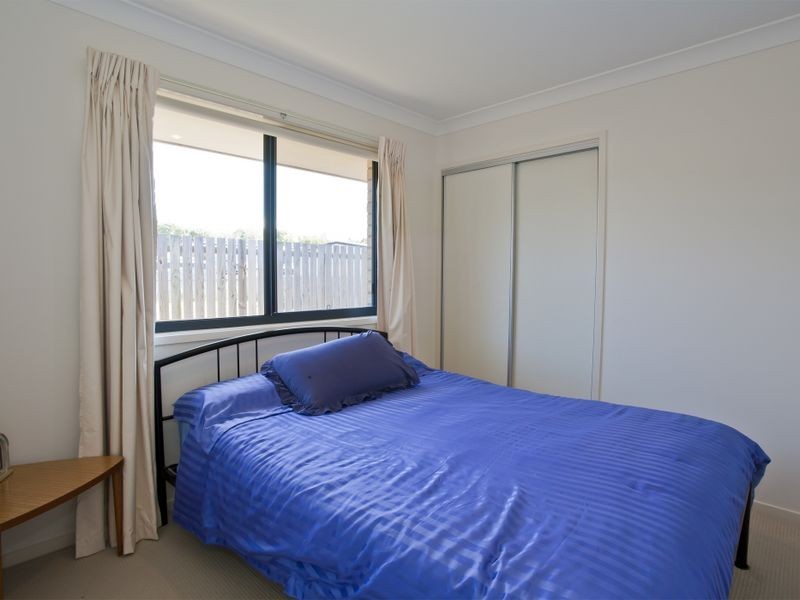 2 Alexander Drive, Moore Park Beach QLD 4670