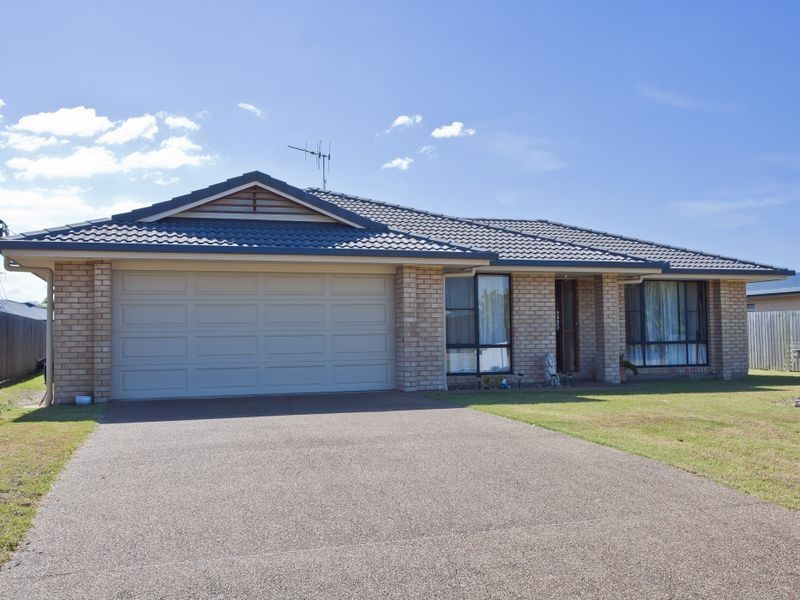 2 Alexander Drive, Moore Park Beach QLD 4670