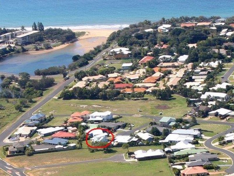 5 Henderson Row, Bargara QLD 4670