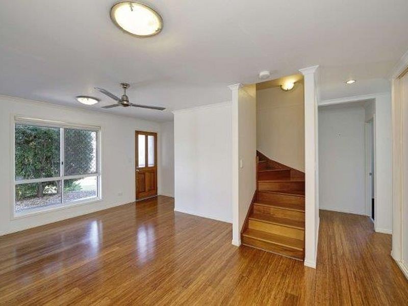 5 Henderson Row, Bargara QLD 4670