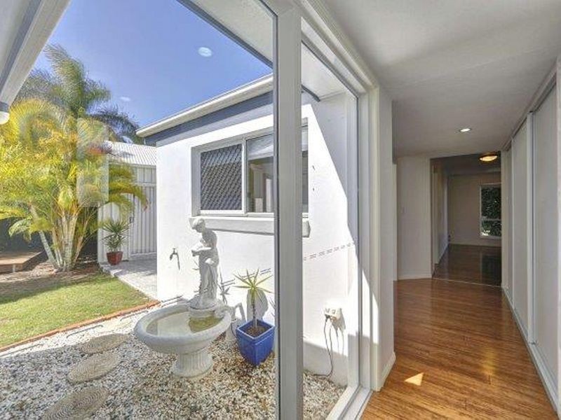 5 Henderson Row, Bargara QLD 4670