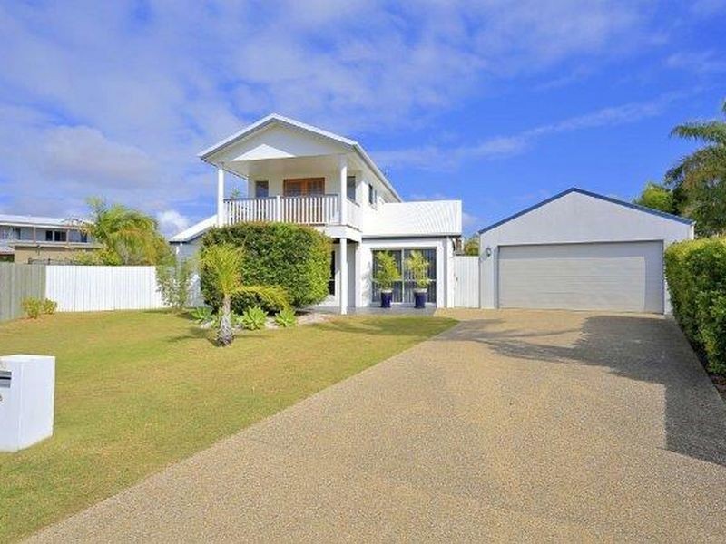 5 Henderson Row, Bargara QLD 4670