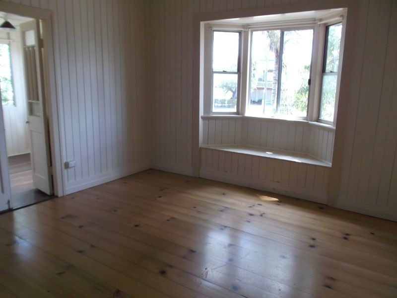 10 Elizabeth Street, Bundaberg South QLD 4670