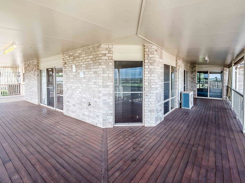 16 Hilltop Avenue, Qunaba QLD 4670