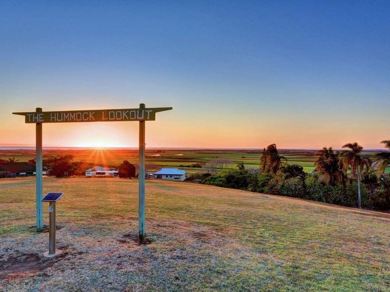 16 Hilltop Avenue, Qunaba QLD 4670