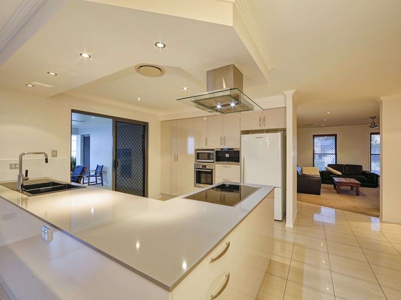 40 Robina Drive, Avoca QLD 4670