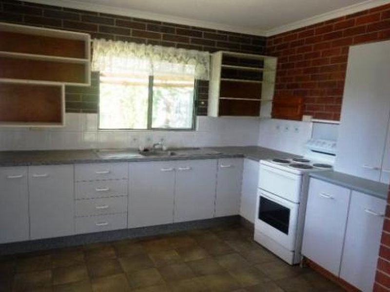 56 Ocean Street, Burnett Heads QLD 4670