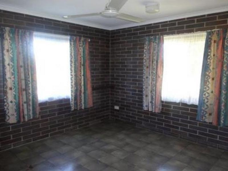 56 Ocean Street, Burnett Heads QLD 4670