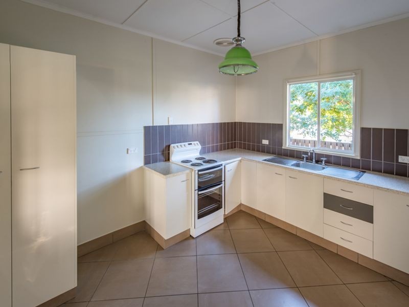 4 Morrison Street, Bundaberg East QLD 4670