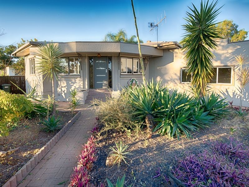 4 Morrison Street, Bundaberg East QLD 4670