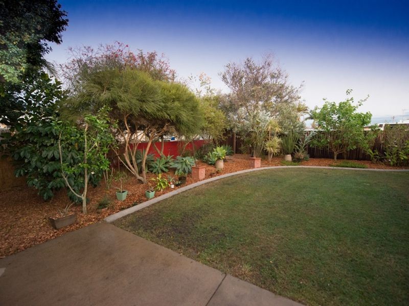 56 Broadmeadow Avenue, Thabeban QLD 4670