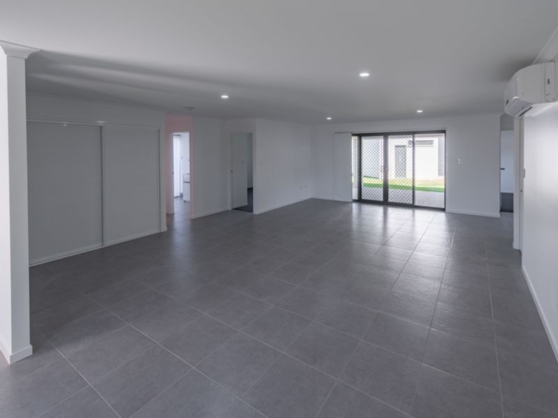 4 Faithfull Crescent, Avenell Heights QLD 4670