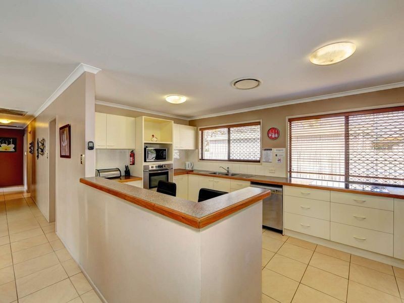 2 Elworthy Street, Bargara QLD 4670