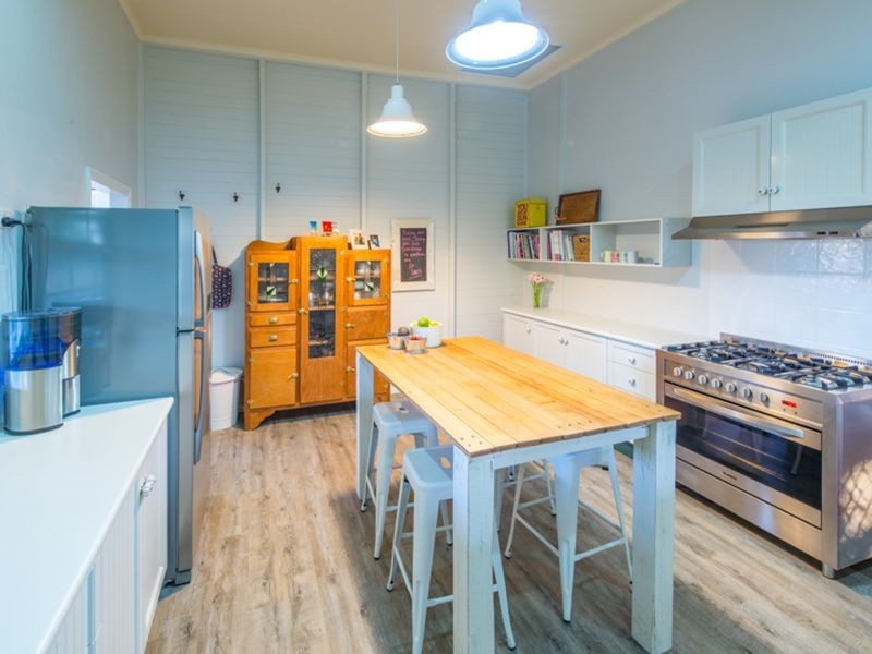 15a Lovers Walk, Thabeban QLD 4670