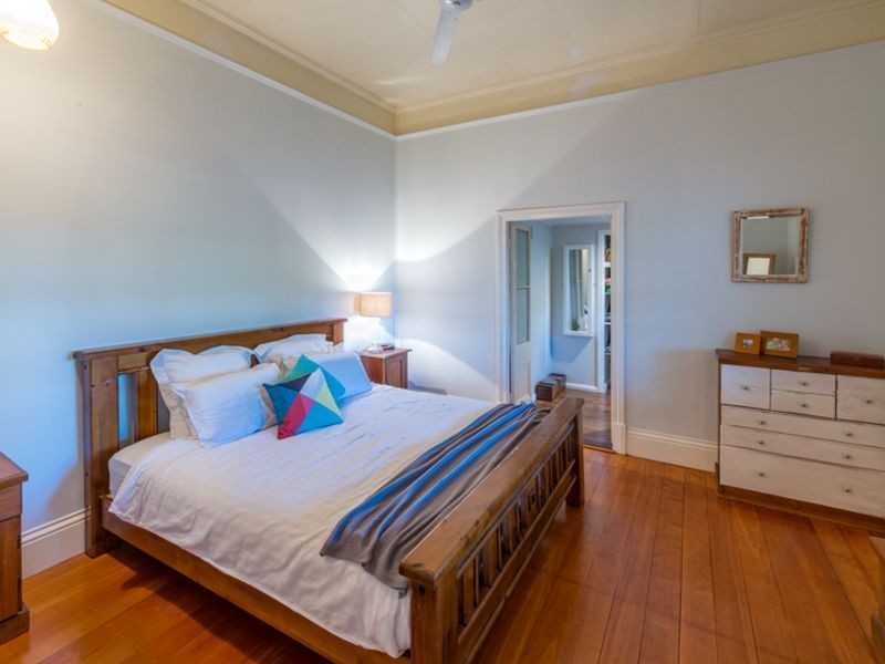 15a Lovers Walk, Thabeban QLD 4670