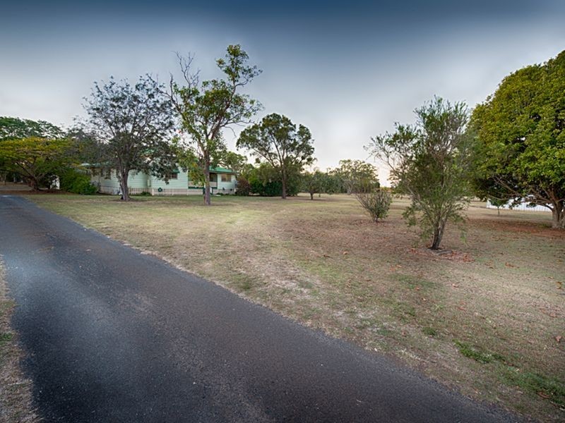 15a Lovers Walk, Thabeban QLD 4670