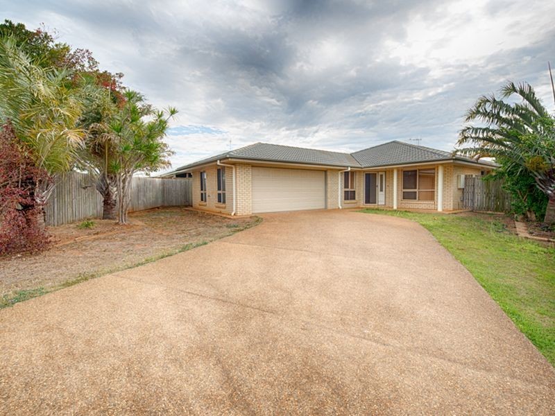16 McCallum Close, Coral Cove QLD 4670
