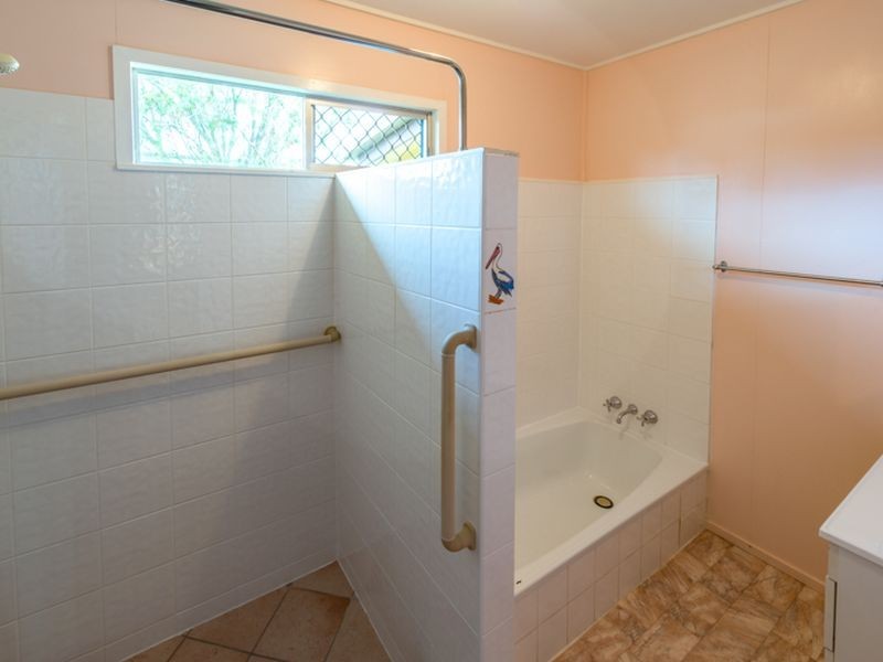 72 Welch Street, Elliott Heads QLD 4670