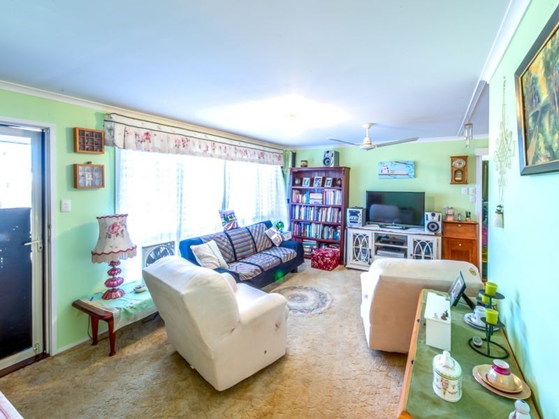 3 Chapman Street, Kalkie QLD 4670