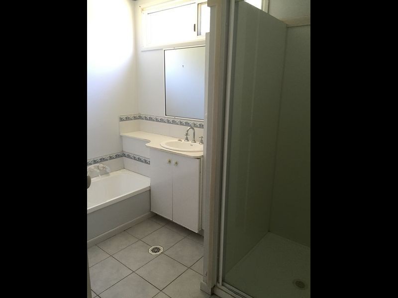 72 Shoreline Crescent, Bargara QLD 4670