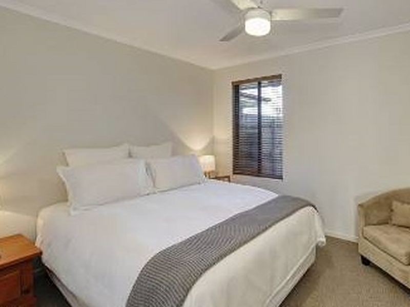 16/4 Bargara Lakes Drive, Bargara QLD 4670