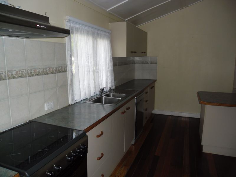 8 Eriksen Street, Svensson Heights QLD 4670