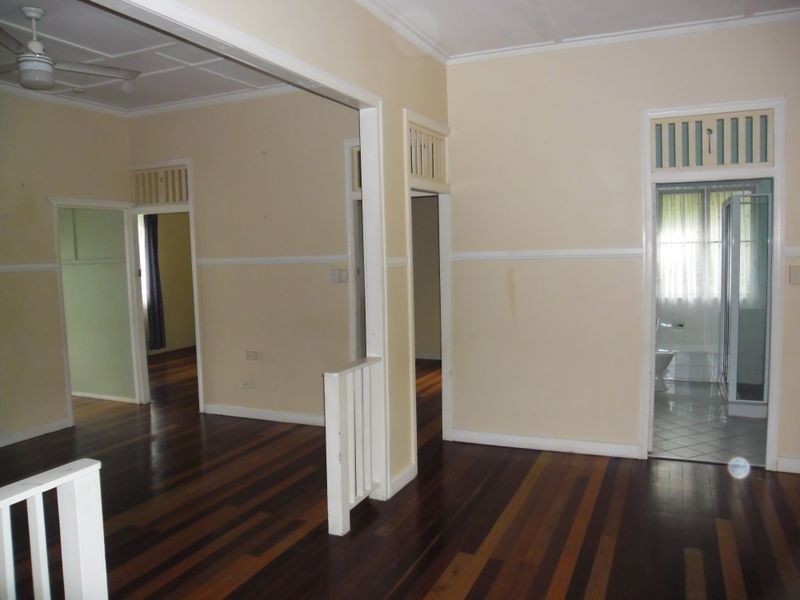 8 Eriksen Street, Svensson Heights QLD 4670