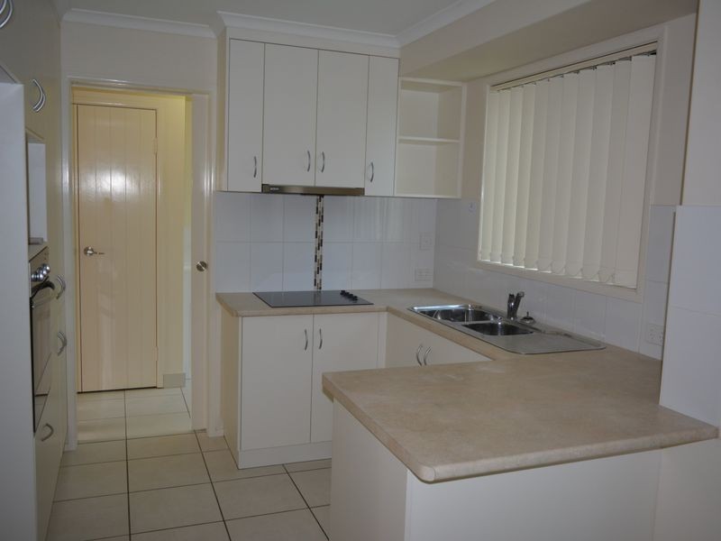 1/3 Robert Street, Bundaberg South QLD 4670