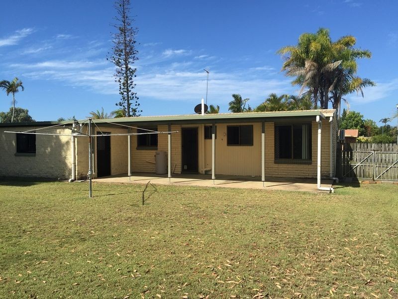 1 Palmer Avenue, Bargara QLD 4670