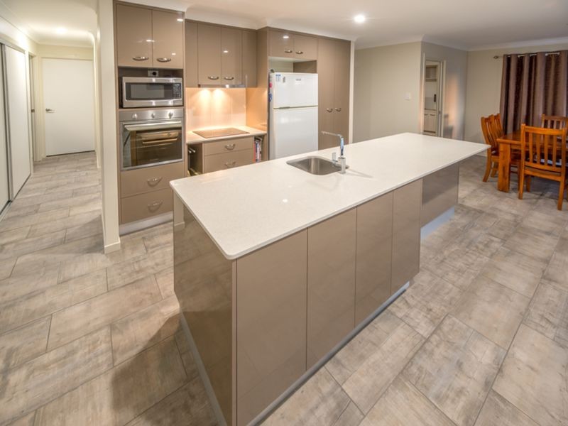 3 Sergiacomi Drive, Kalkie QLD 4670