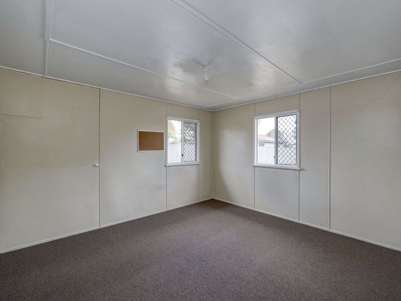 112 Elliott Heads Road, Avenell Heights QLD 4670