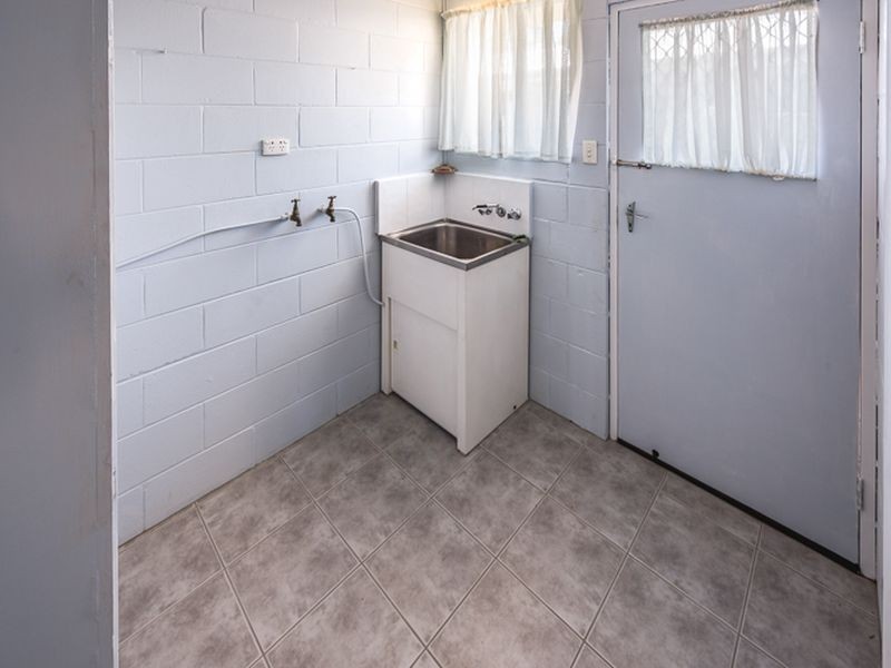 1 & 2/10 Cottell Street, Bundaberg North QLD 4670