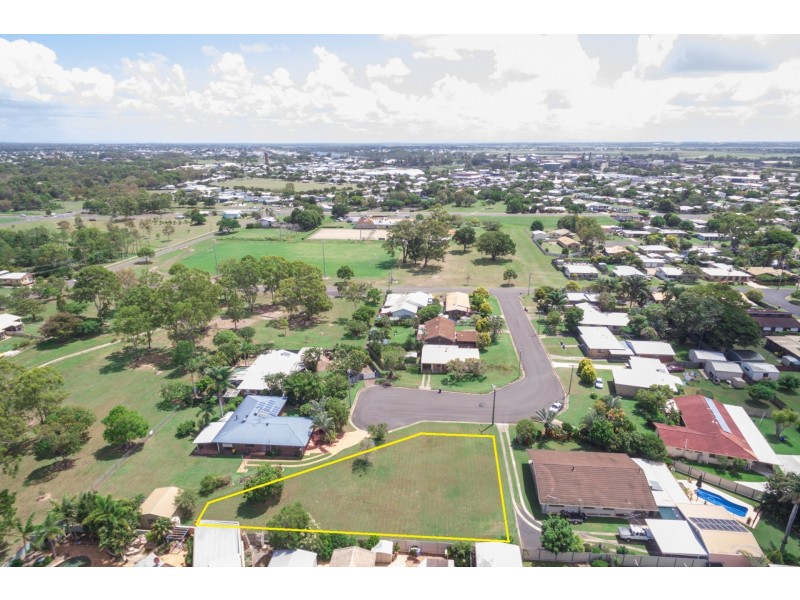 11 Simpson Crescent, Bundaberg East QLD 4670