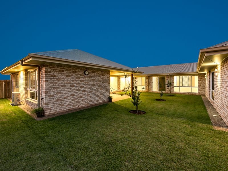 4 Dahlia Court, Kalkie QLD 4670