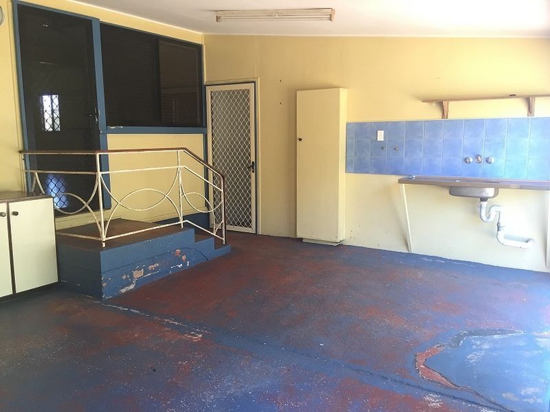 24 Holland Street, Bargara QLD 4670