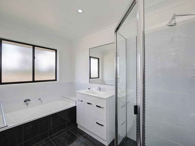 61 Polo Place, Branyan QLD 4670