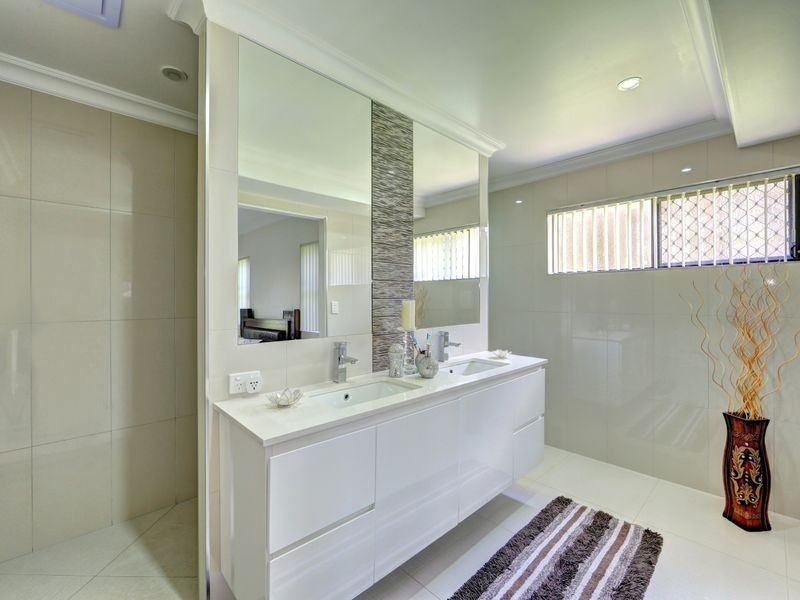 34 Sienna Boulevard, Ashfield QLD 4670