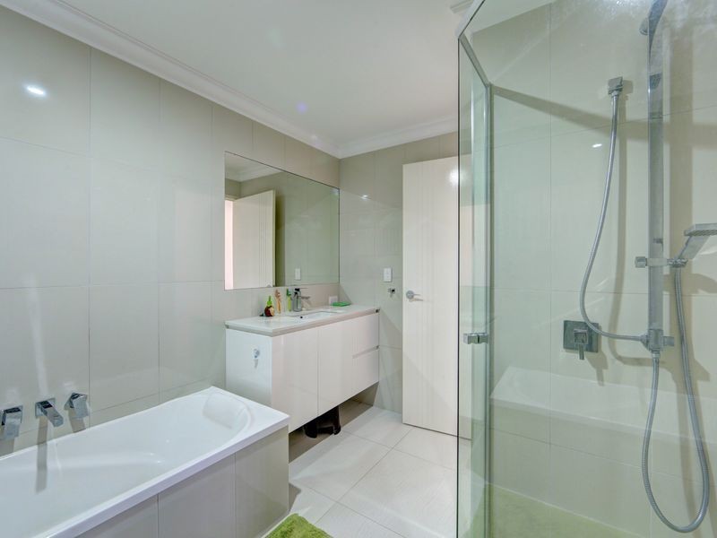34 Sienna Boulevard, Ashfield QLD 4670