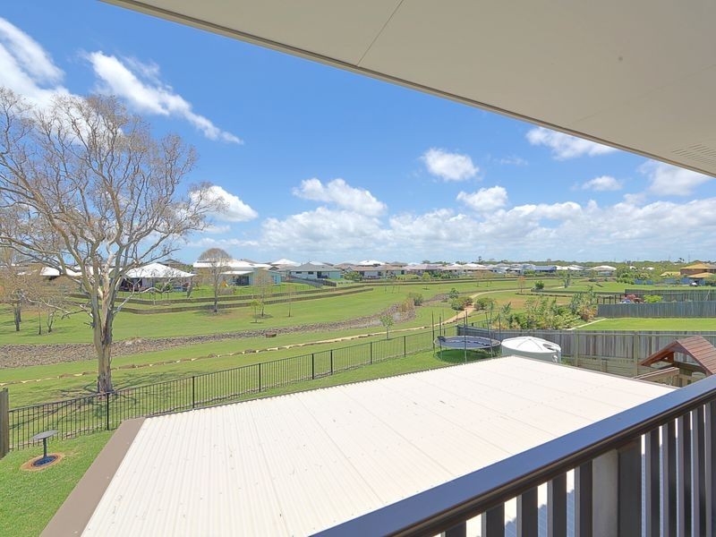 34 Sienna Boulevard, Ashfield QLD 4670