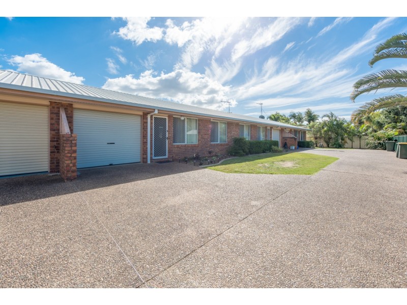 2 & 3/99 Gavin Street, Bundaberg North QLD 4670