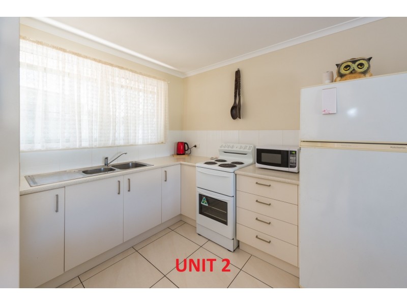2 & 3/99 Gavin Street, Bundaberg North QLD 4670
