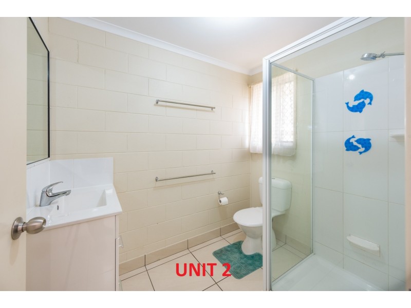 2 & 3/99 Gavin Street, Bundaberg North QLD 4670